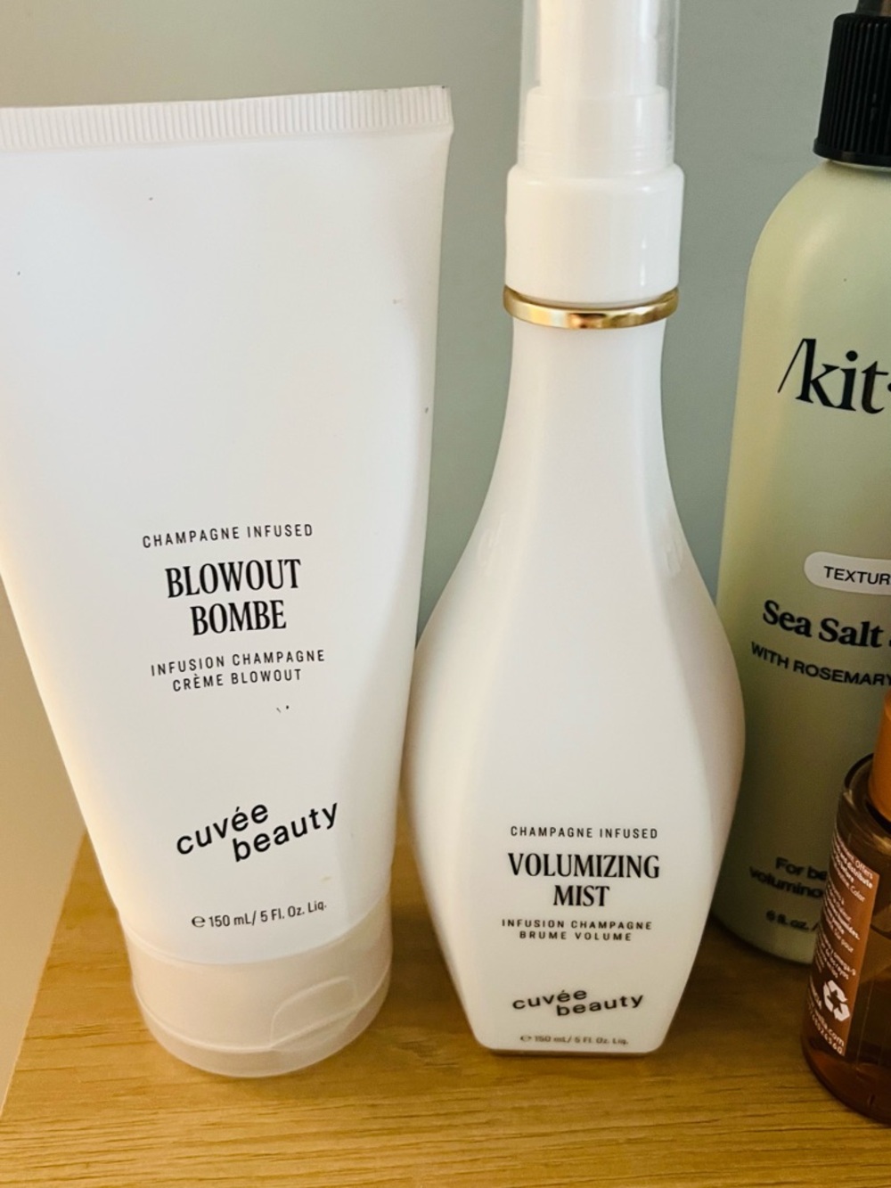 Lot of 7 Hair Care Products: Goldwell, L’Anza, Wella, Kitsch, Surface & More - Picture 2 of 5